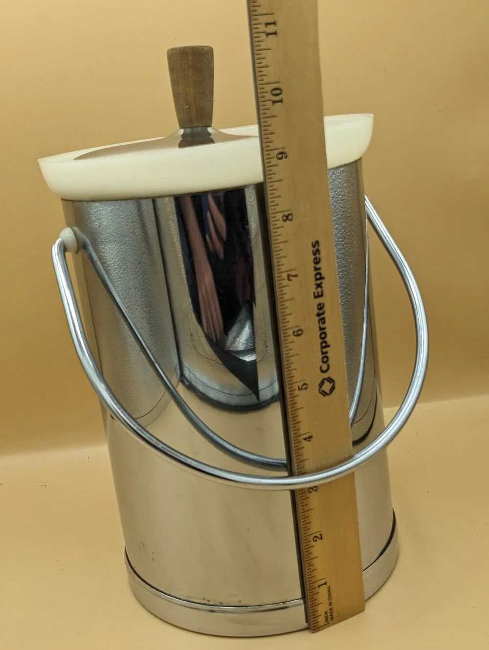 Vintage Chrome Ice Bucket Lid Handle White Plastic Inner Sleeve Pre-owned